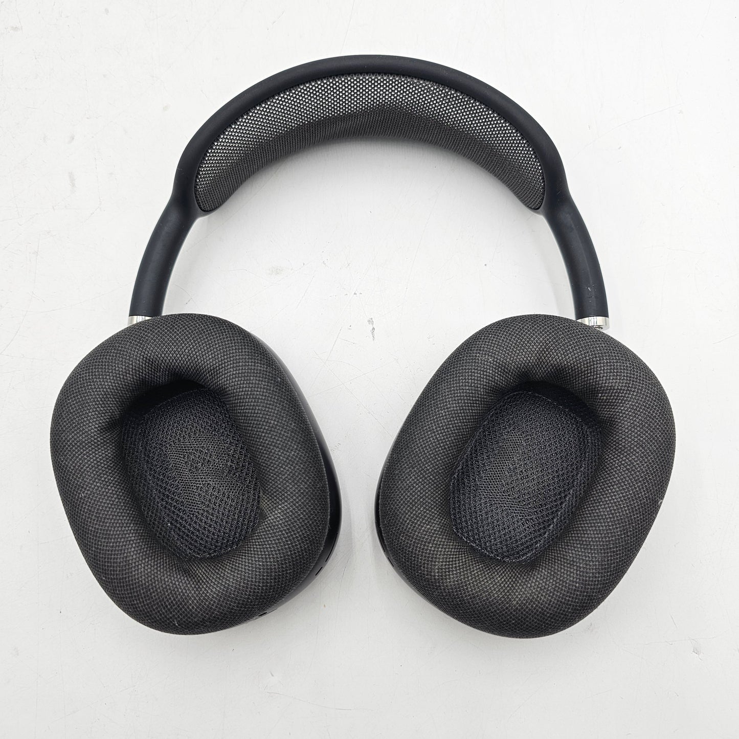 Apple AirPods Max Space Gray Smart Case