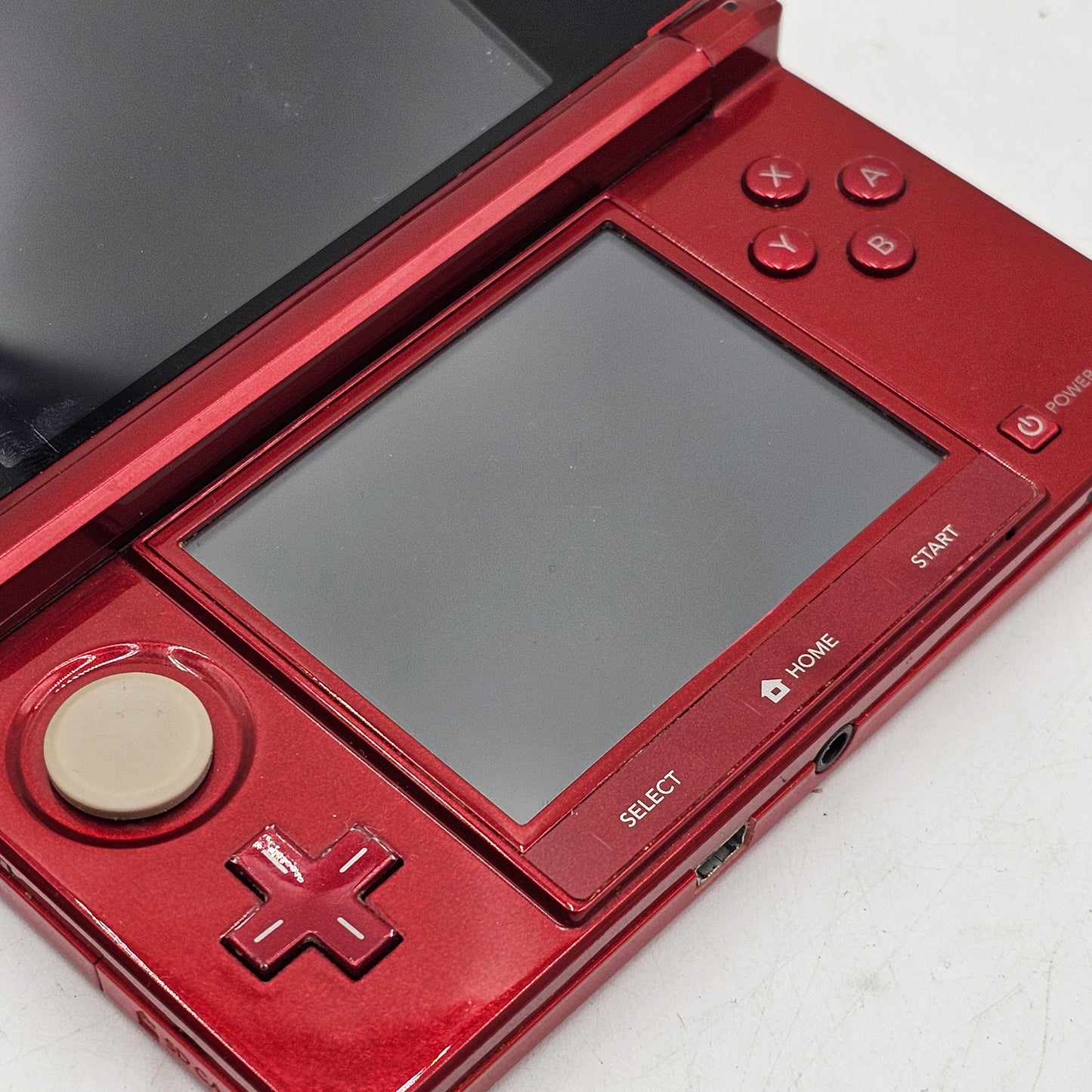 Nintendo 3DS Red with USB Mini to Capture Card Read