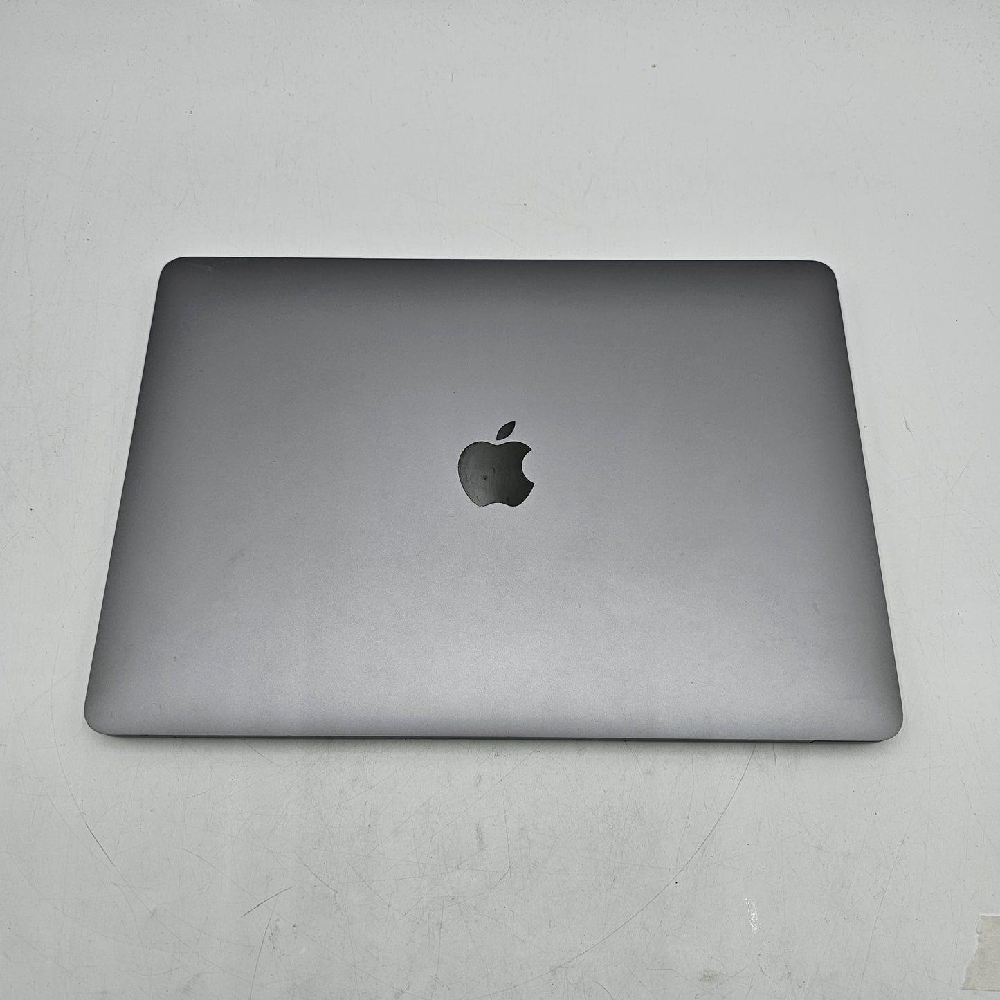 2017 Apple MacBook Pro 15-inch i7 2.8GHz 16GB RAM 256GB SSD Space Gray