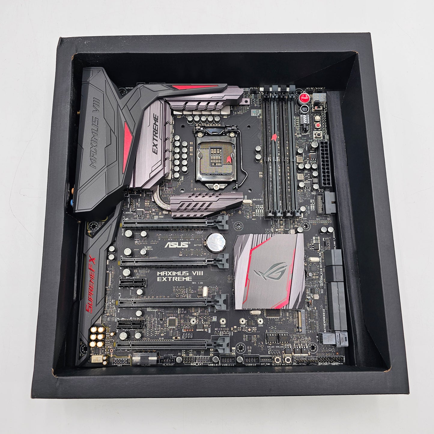 Broken ASUS MAXIMUS VIII Motherboard LGA 1151 Z170