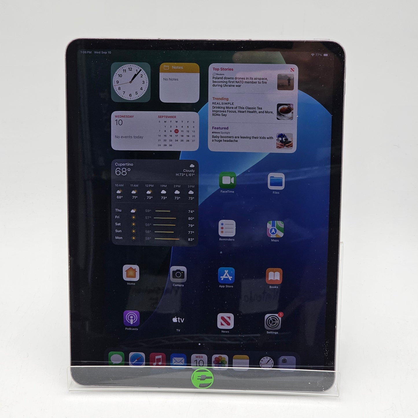 Unlocked Apple iPad Pro 12.9" 6th Gen 256GB Silver MP603LL/A