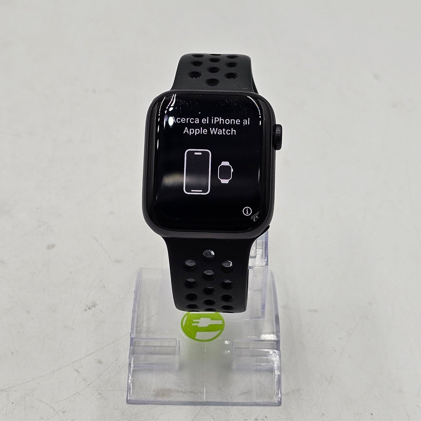 GPS Only Apple Watch SE 2nd Gen 44MM Space gray Aluminum Sport Band MXEK3LLA