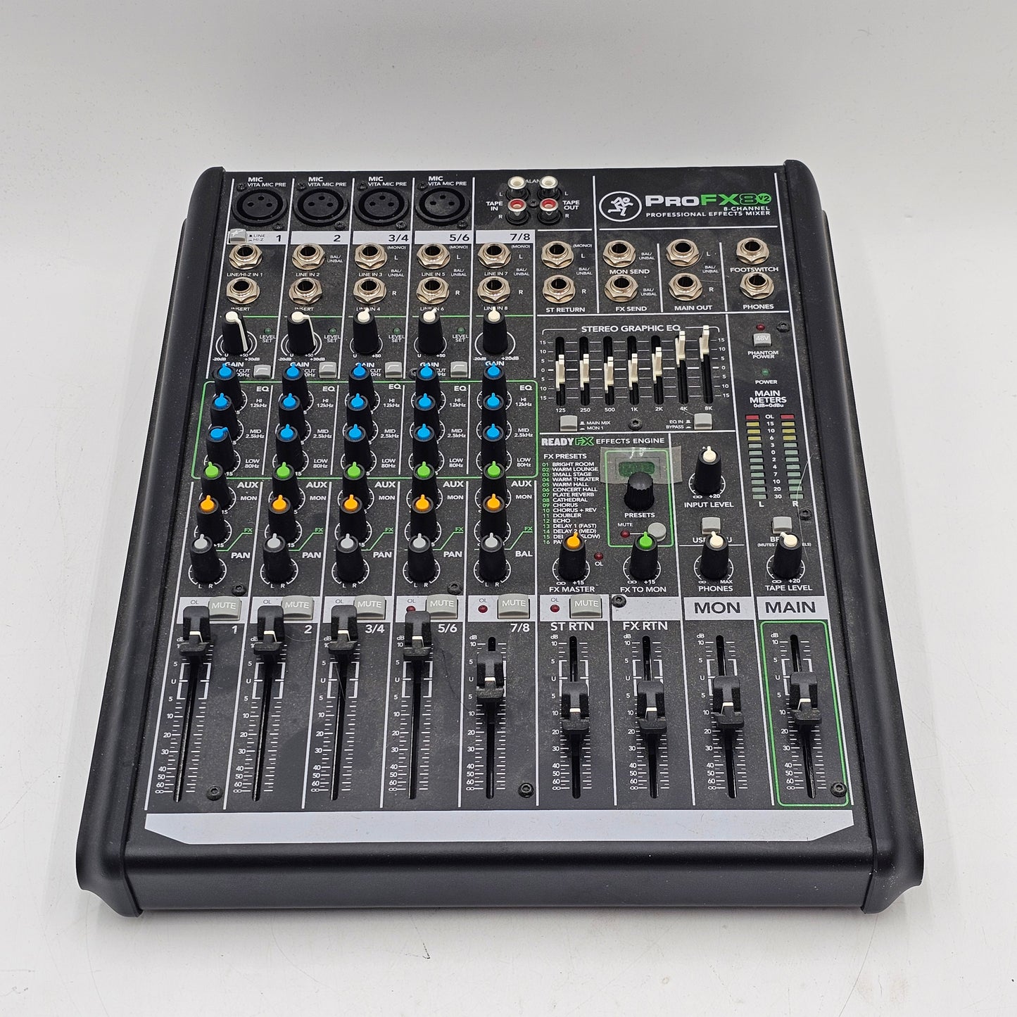 Mackie 8-Channel Professional Effects Mixer PROFX8V2