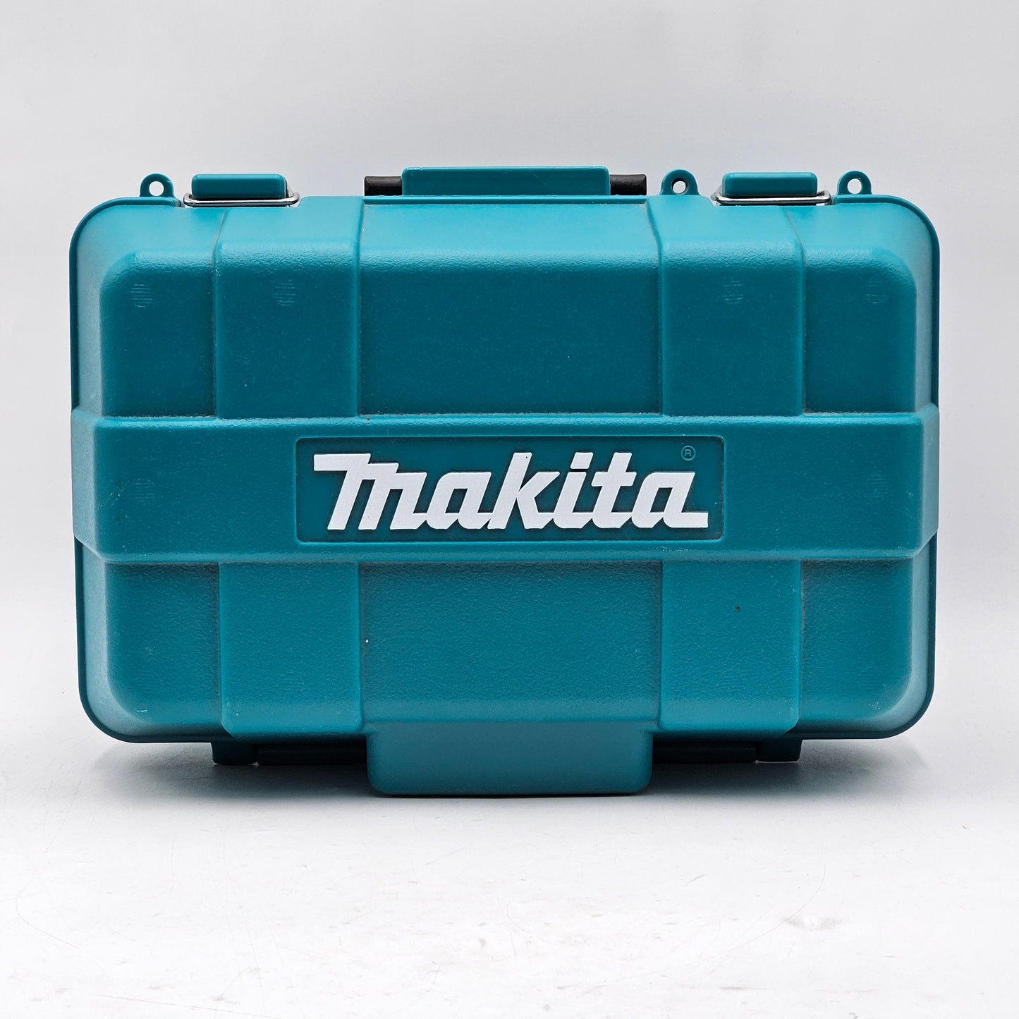 MAKITA Corded Handheld Planer 3-1/4" KP0800