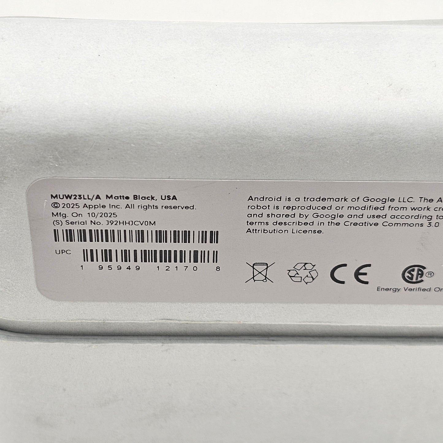 New Beats Solo4 Wireless On-Ear Bluetooth Headphones Black MUW23LL/A