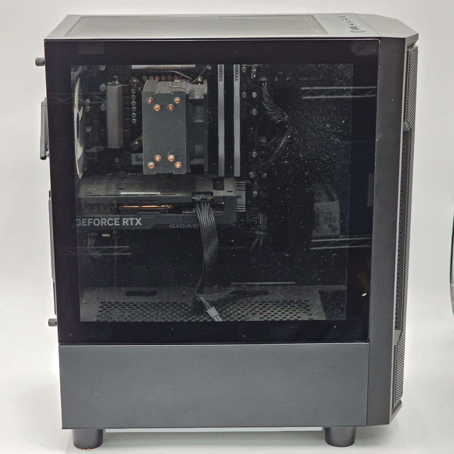 Skytech Gaming Shadow 4 i5-13400f 2.50GHz 32GB RAM 1TB SSD GeForce RTX 4060 Ti