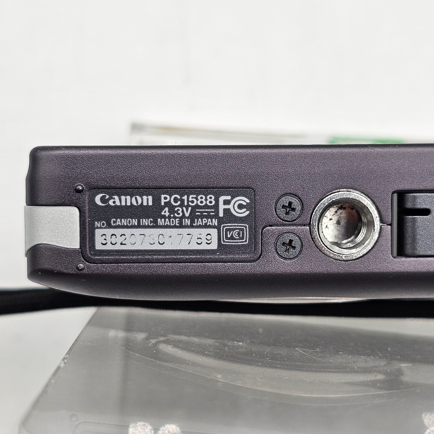 Canon PowerShot ELPH 100 HS 12.1MP Compact Digital Camera