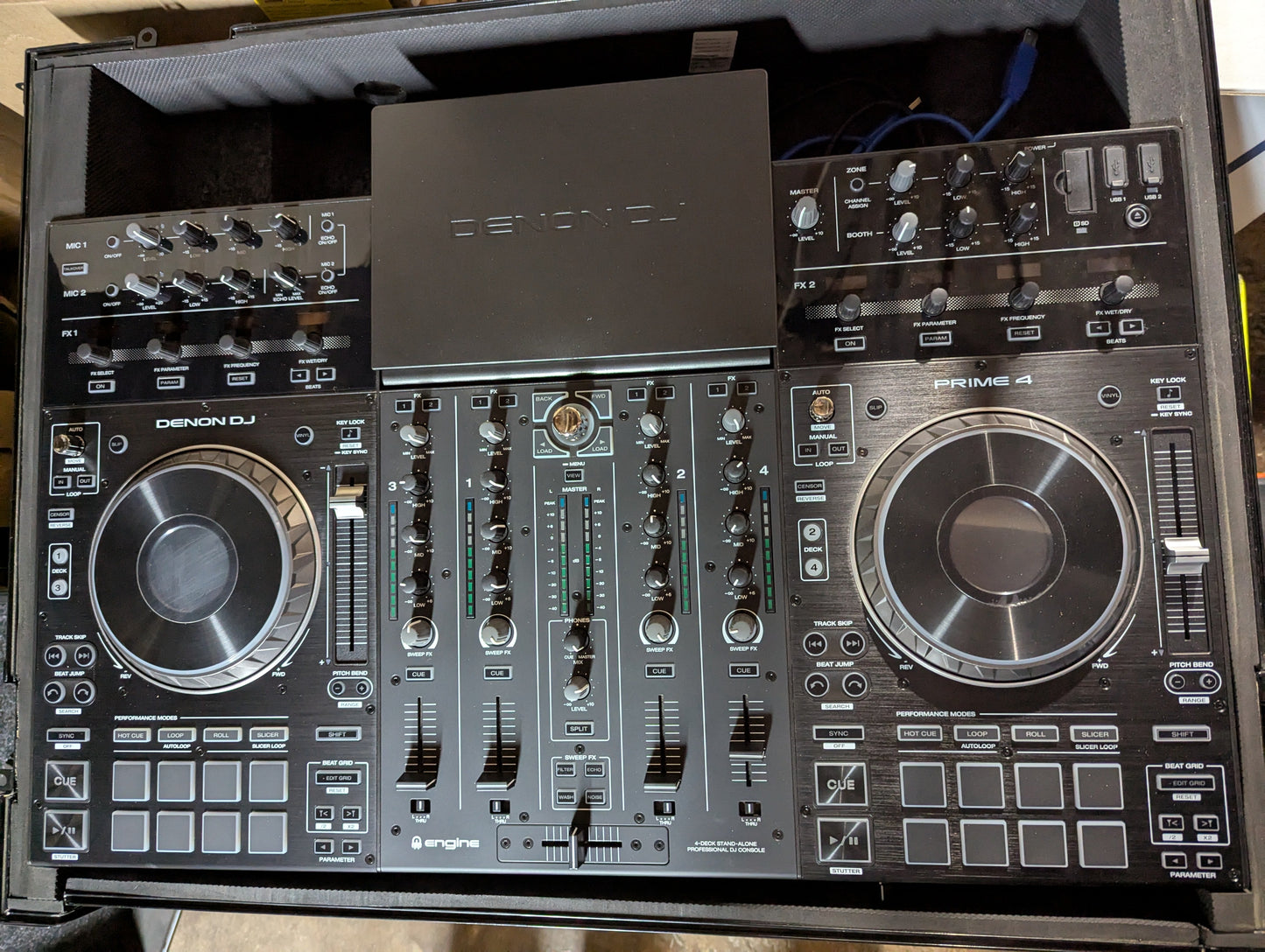 Denon DJ PRIME 4+ 4-Deck Controller 1TB SSD
