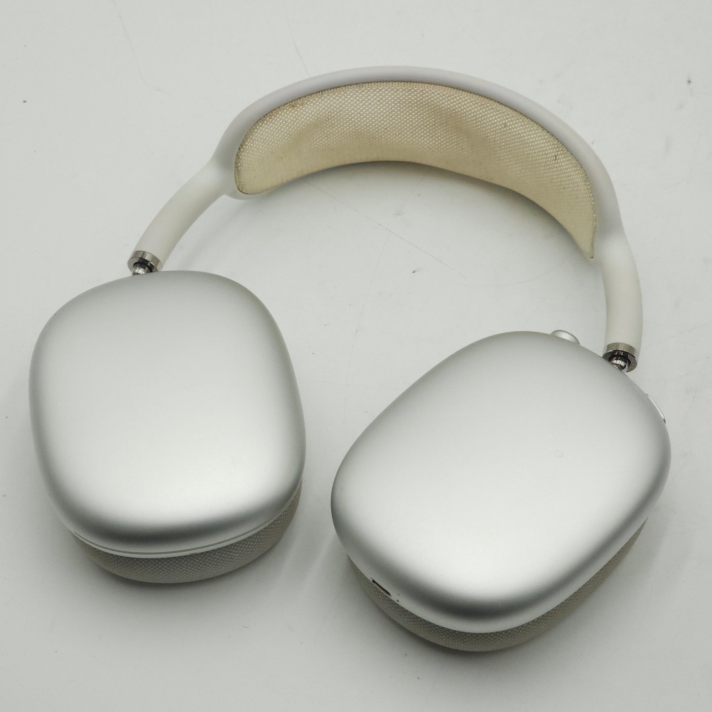 Apple AirPods Max Wireless Over-Ear Headphones Silver MGYJ3AM/A