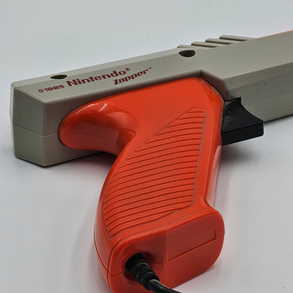 Nintendo Vintage NES Zapper Wired Controller NES-005 OEM