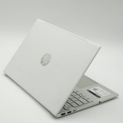 HP Pavilion Laptop 15-eg207nr i5-1235U 8GB RAM 256GB SSD