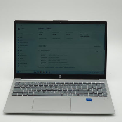 HP 15 Laptop i5-1335U 8GB RAM 256GB SSD Silver with Charger