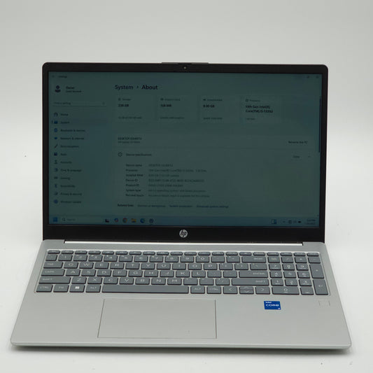 HP 15 Laptop i5-1335U 8GB RAM 256GB SSD Silver with Charger