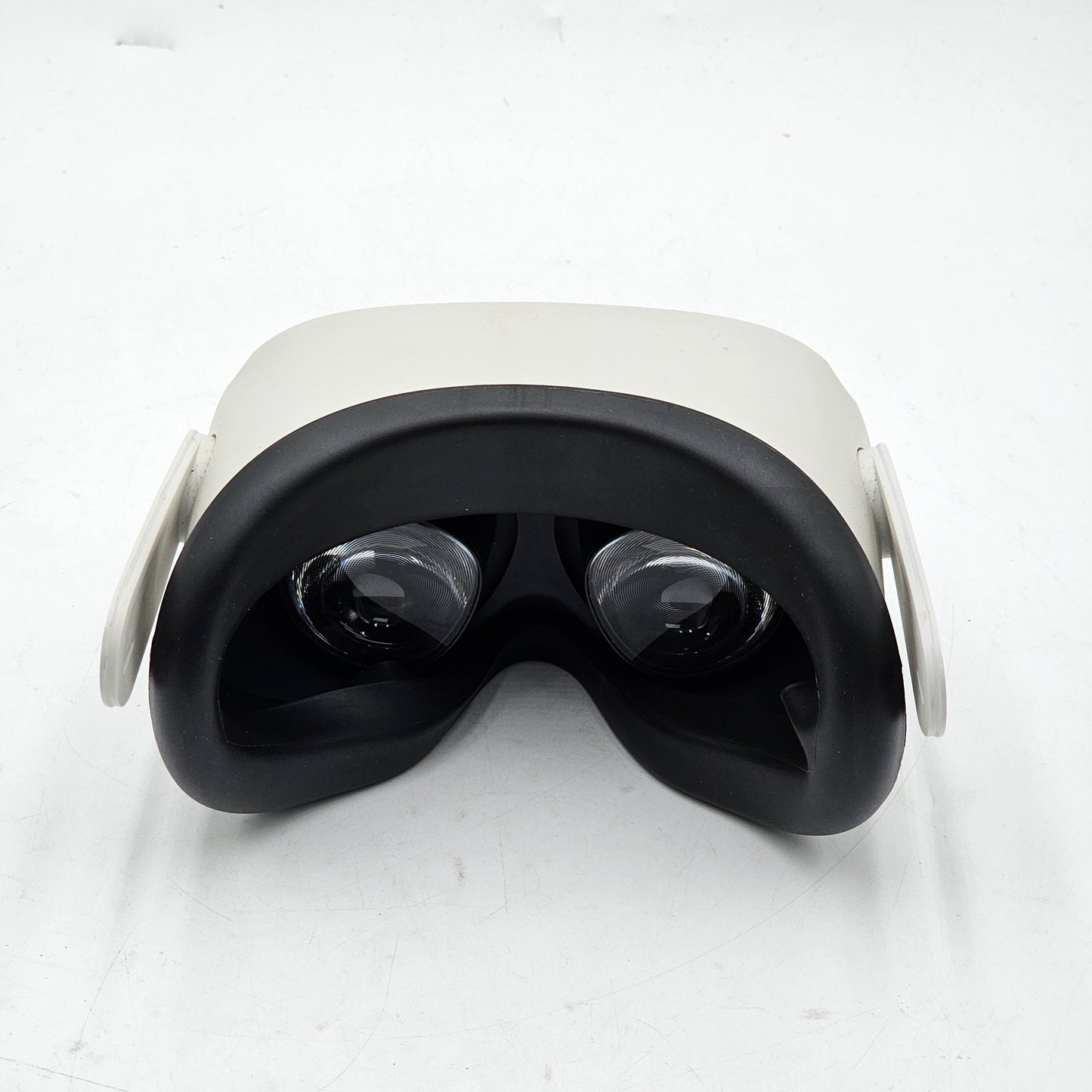 Meta Quest 2 128GB VR Headset with Touch Controllers White