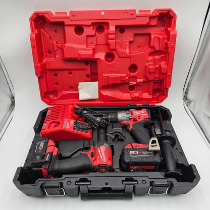 Milwaukee M18 FUEL 2-Tool Combo Kit 3697-22 with Hammer Drill and Impact Driver