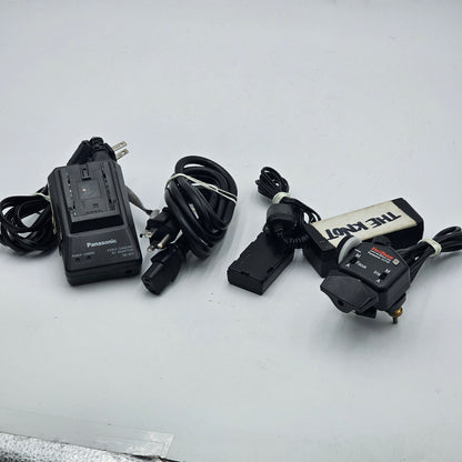 Panasonic AG-HPX250 P2 HD Camcorder with Charger