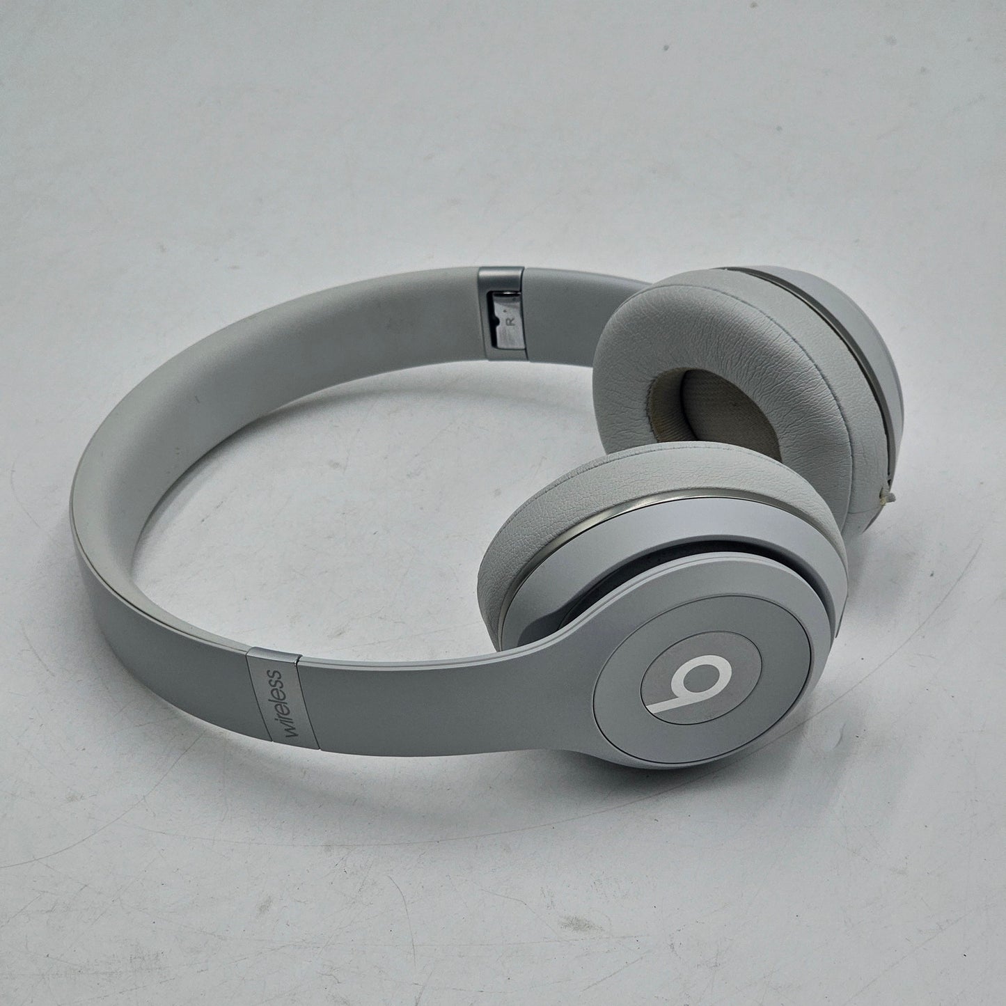 Beats Solo3 Wireless On-Ear Headphones White