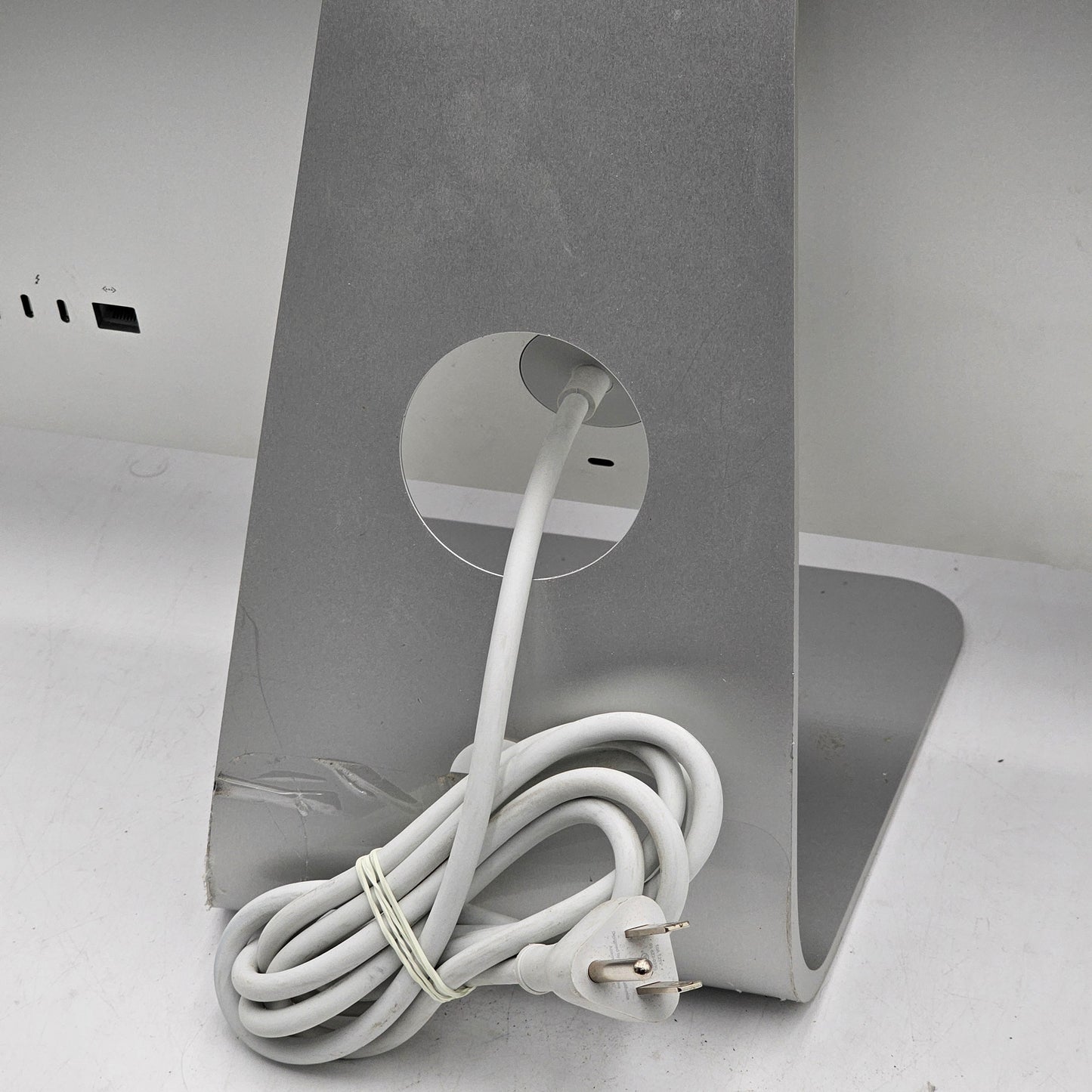 2019 Apple iMac 27" i5 3.0GHz 8GB RAM 1TB SSD Silver A2115