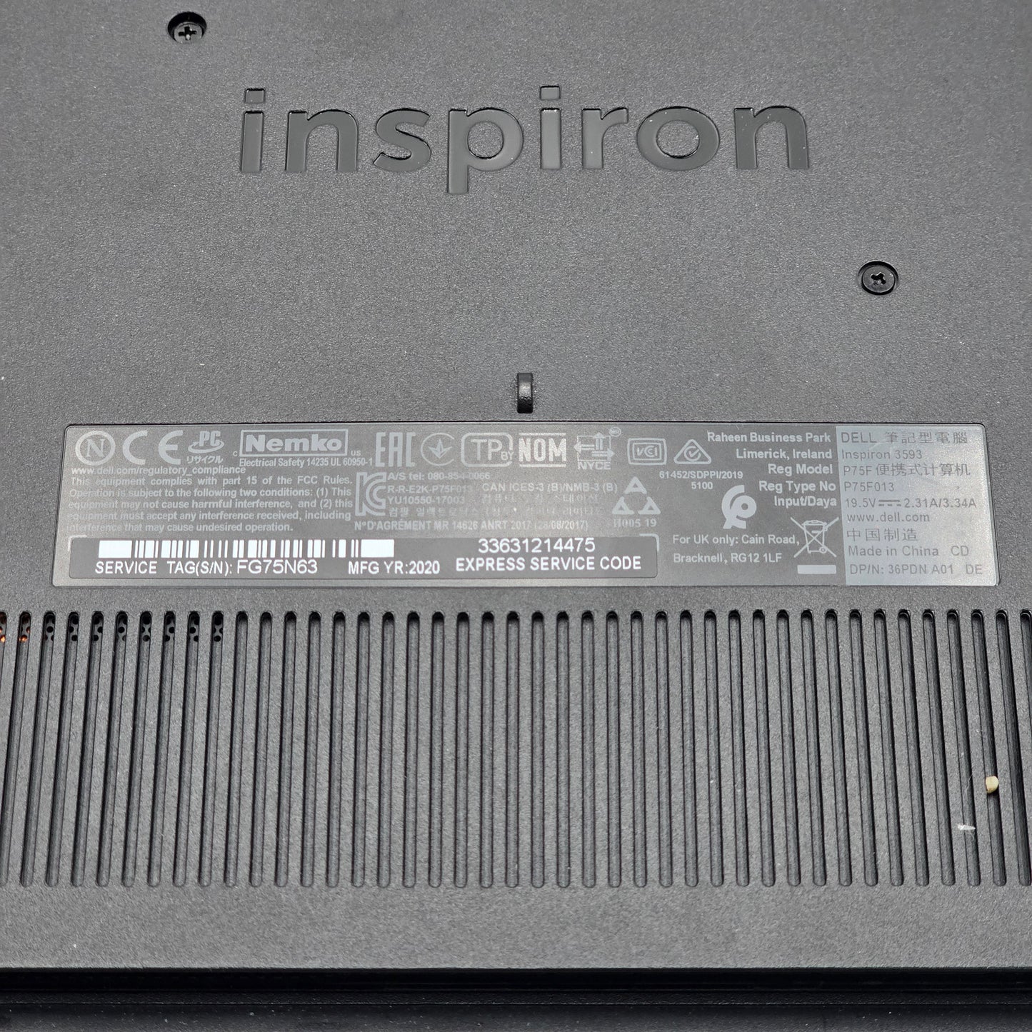 DELL Inspiron 15 3000 15.6" i3-5005U 2.0GHz 4GB RAM 500GB SSD