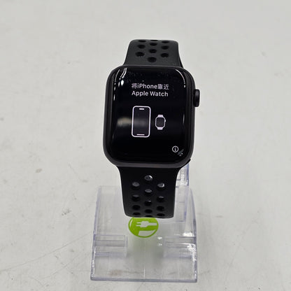 GPS Only Apple Watch SE 2nd Gen 44MM Space gray Aluminum Sport Band MXEK3LLA