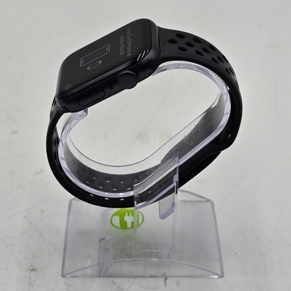 GPS Only Apple Watch SE 2nd Gen 44MM Space gray Aluminum Sport Band MXEK3LLA