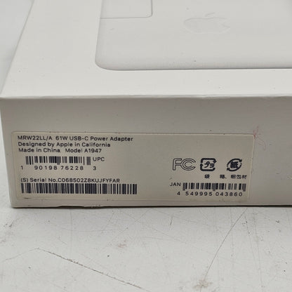 New Apple USB-C 61w Power Adapter MRW22LL/A
