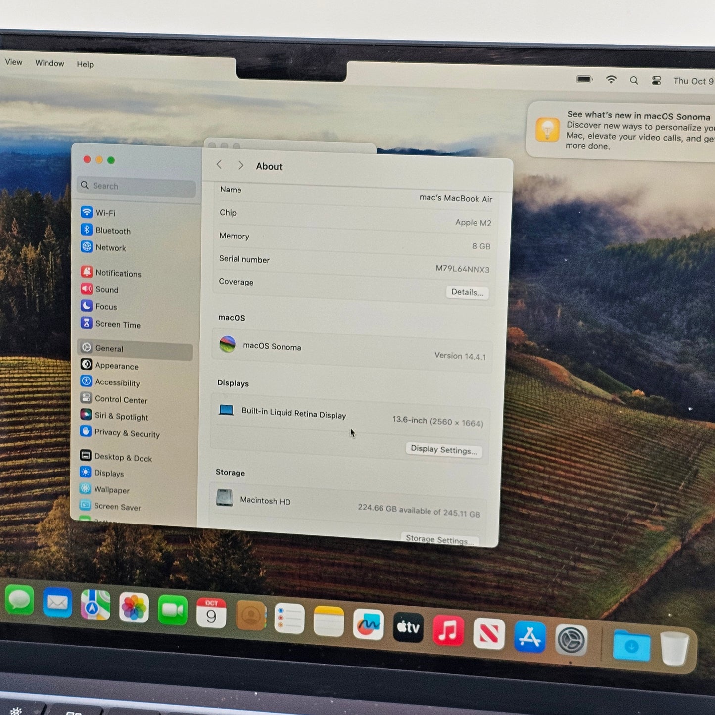 2022 Apple MacBook Air 13.6" M2 3.5GHz 8GB RAM 256GB SSD Midnight A2681