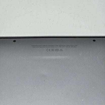 Broken 2020 Apple MacBook Air 13.3" M1 A2337 Cracked Screen