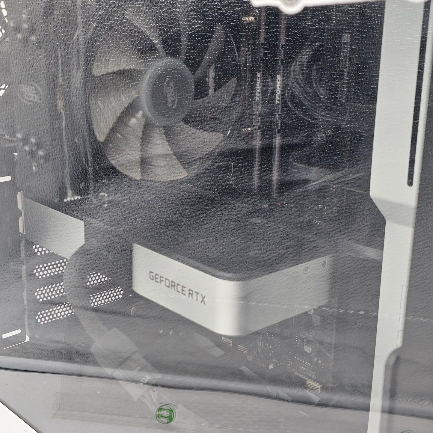 NZXT Custom PC i5-10400f 2.90GHz 16GB RAM Nvidia GeForce RTX 3060 Ti