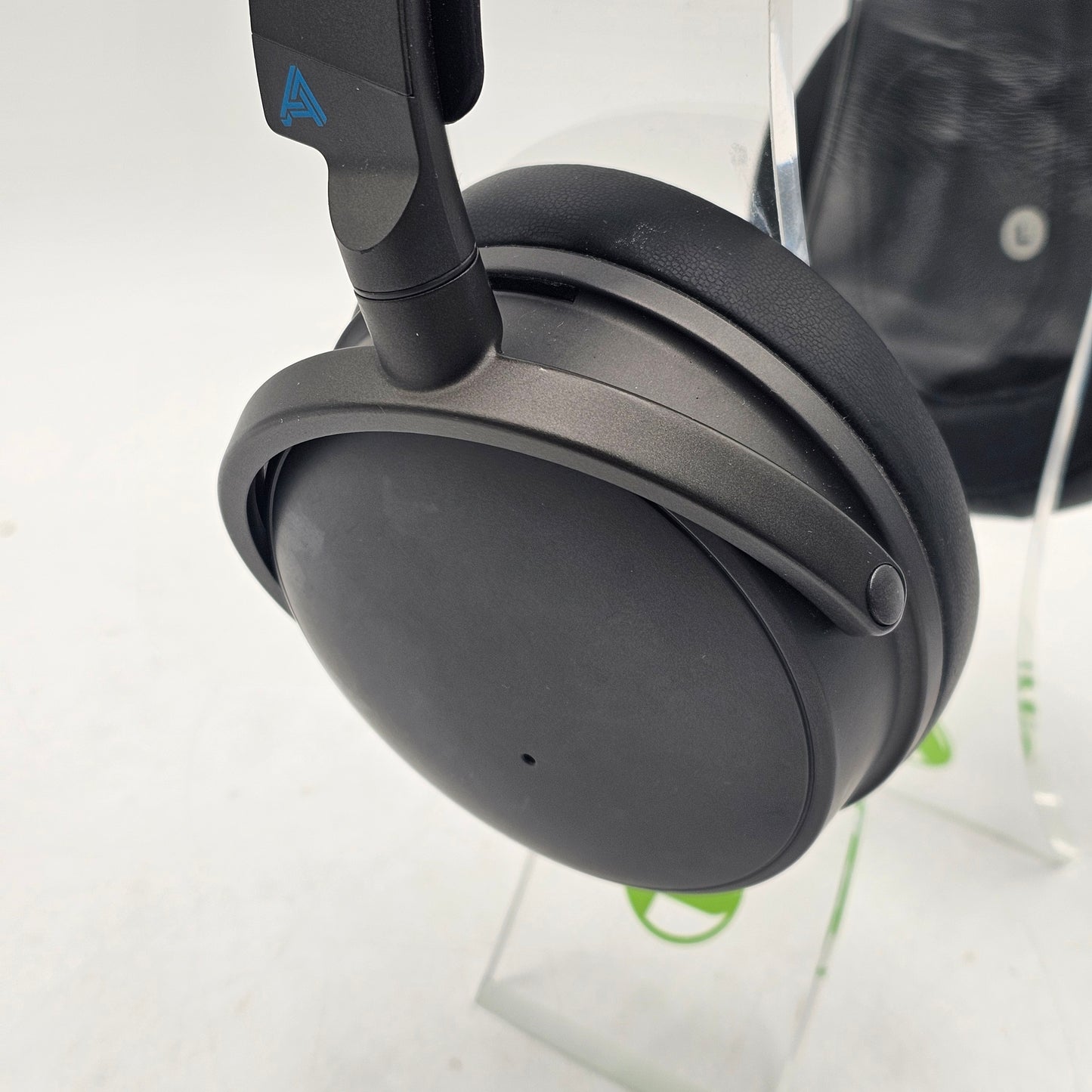Broken Audeze Maxwell Wireless Gaming Headset 208-MW-1120-01