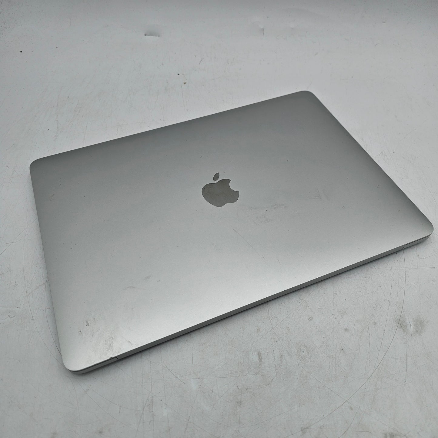 2022 Apple MacBook Pro 13.3" M2 10 Core 3.5GHz 8GB RAM 256GB SSD A2336