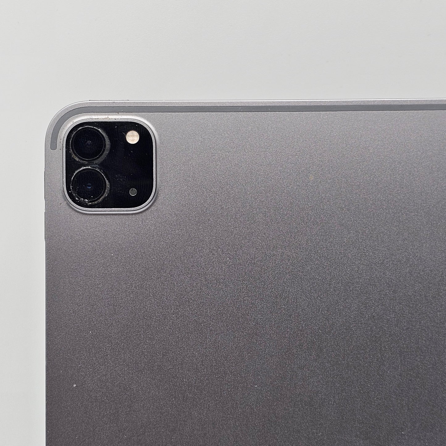 WiFi Only Apple iPad Pro 12.9" 6th Gen 512GB Space Gray MNXU3LL/A