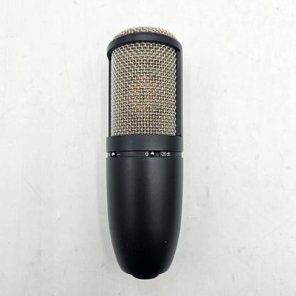 AKG Studio Condenser  Recording Podcasting Microphone P420