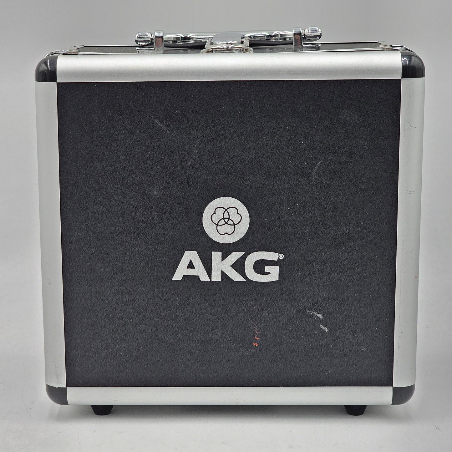 AKG Studio Condenser  Recording Podcasting Microphone P420