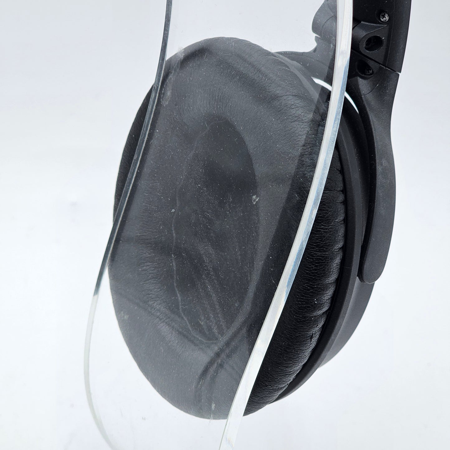 Bose QC 35 Series II Over-Ear Noise Cancelling Bluetooth Headphones Black