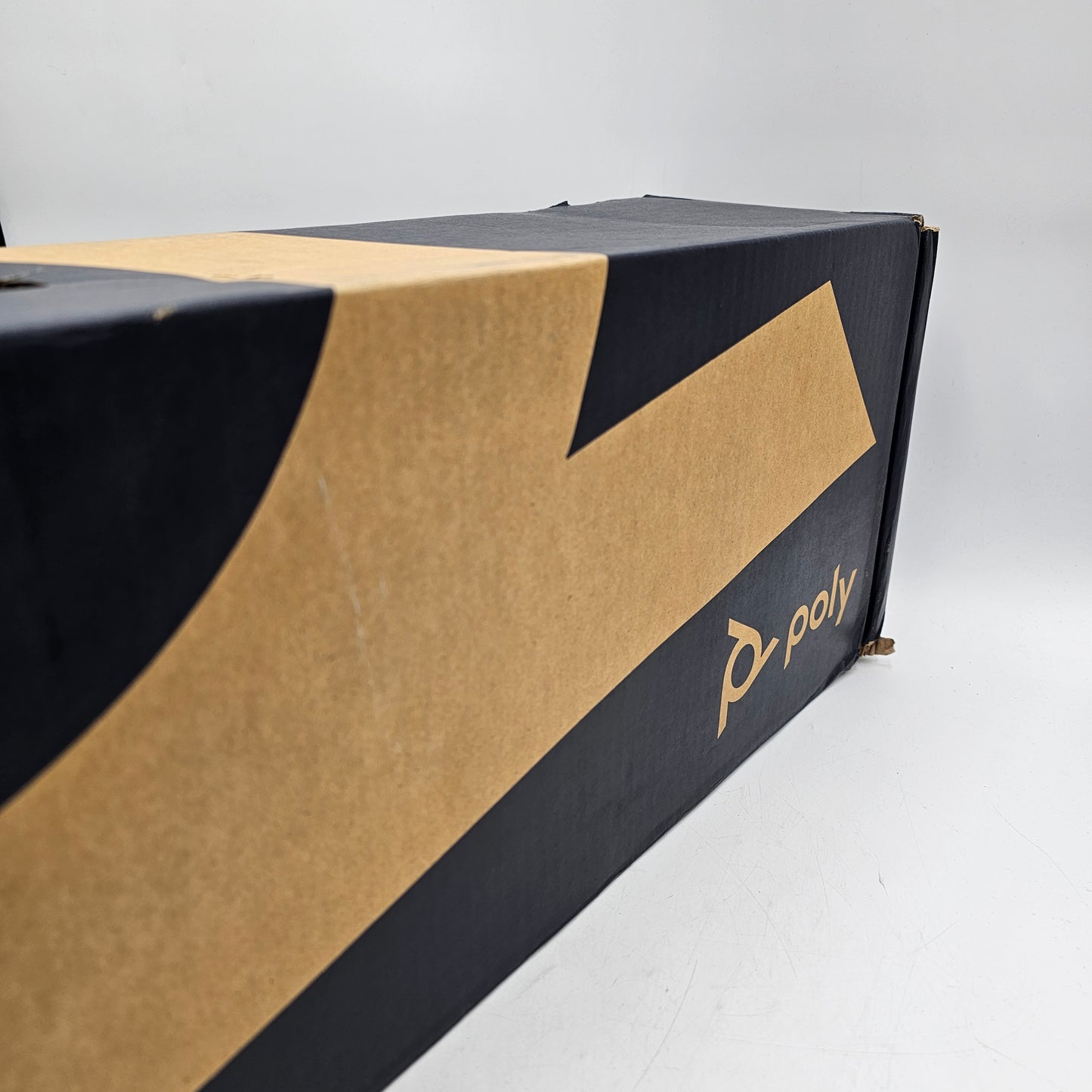 New POLYCOM Poly Studio x70 All-In-One Video Bar P026