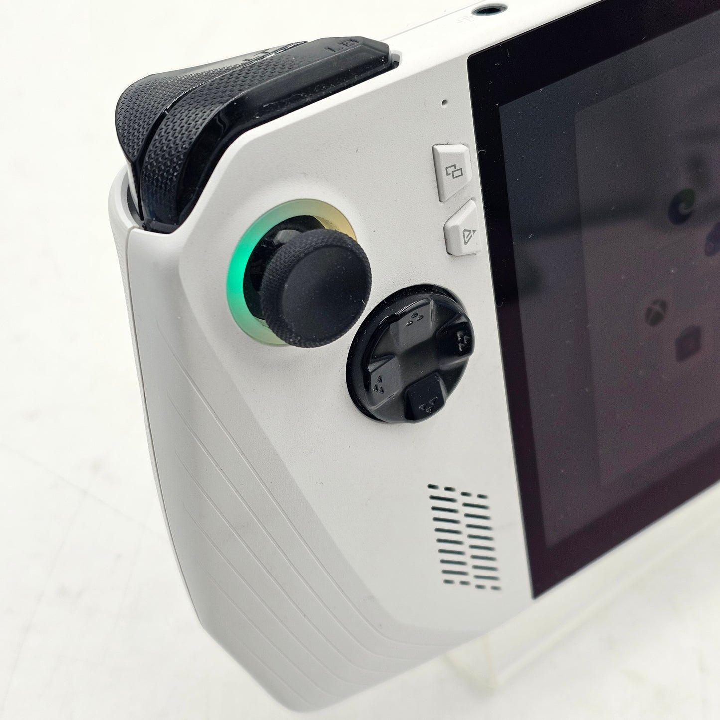 ASUS ROG Ally 7" AMD Ryzen Z1 Extreme 16GB RAM 512GB White RC71L-ALLY.Z1_512