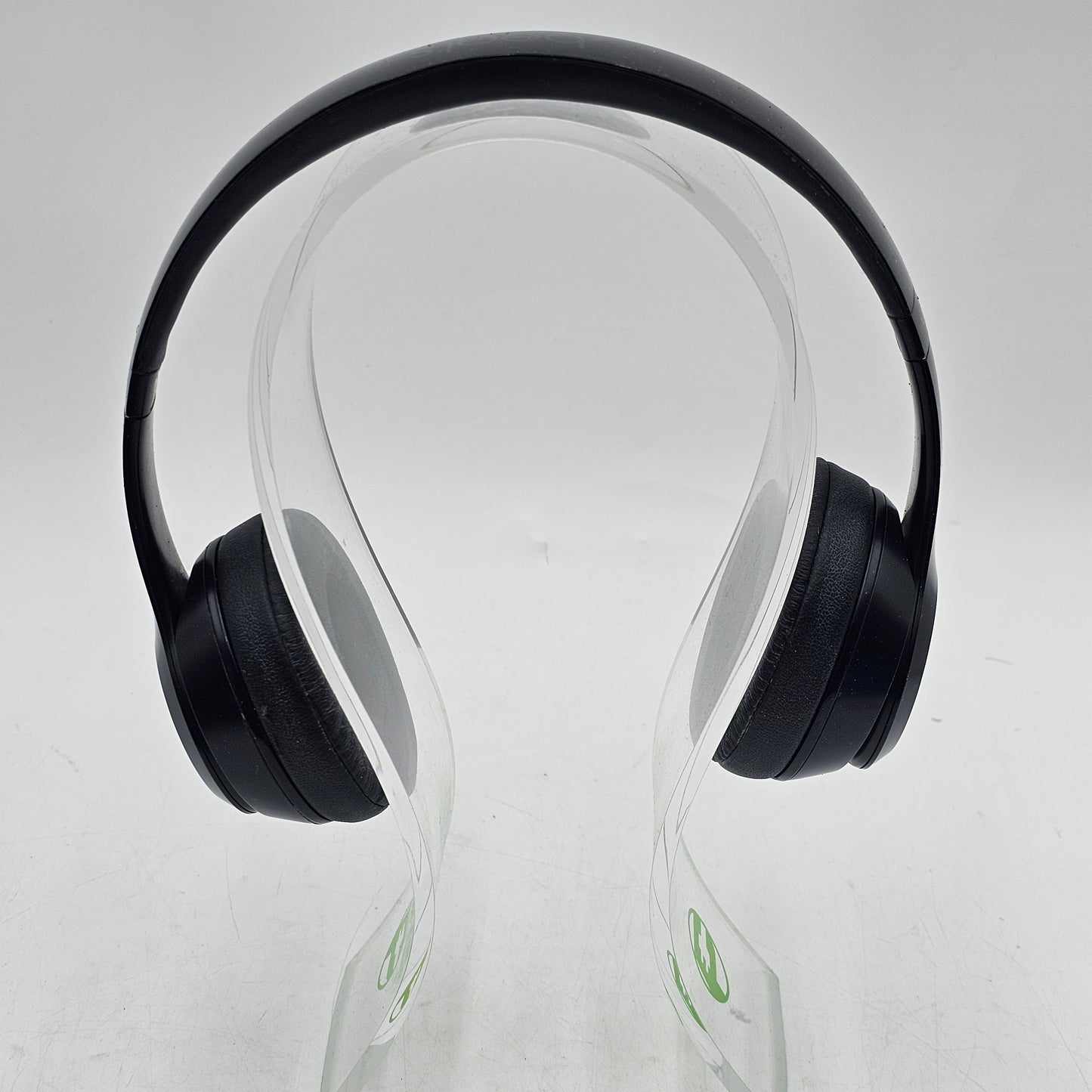 BEATS SOLO 3 Wireless Over-Ear Bluetooth Headphones Black MX432LL/A