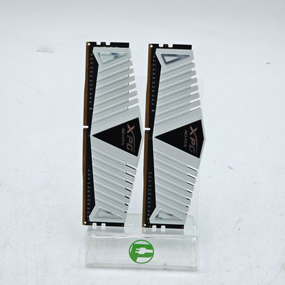 XPG ADATA 16GB (2x8GB) RAM DDR4 3000MHz AX4U300038G16-BWZ