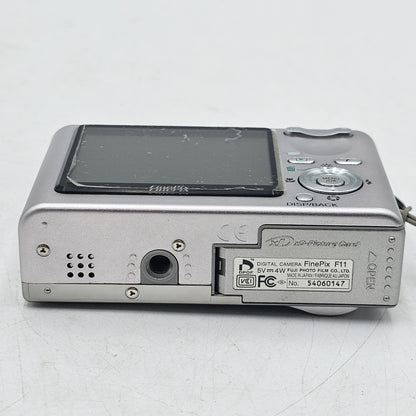 Fujifilm FinePix F11 6.3 Digital Camera