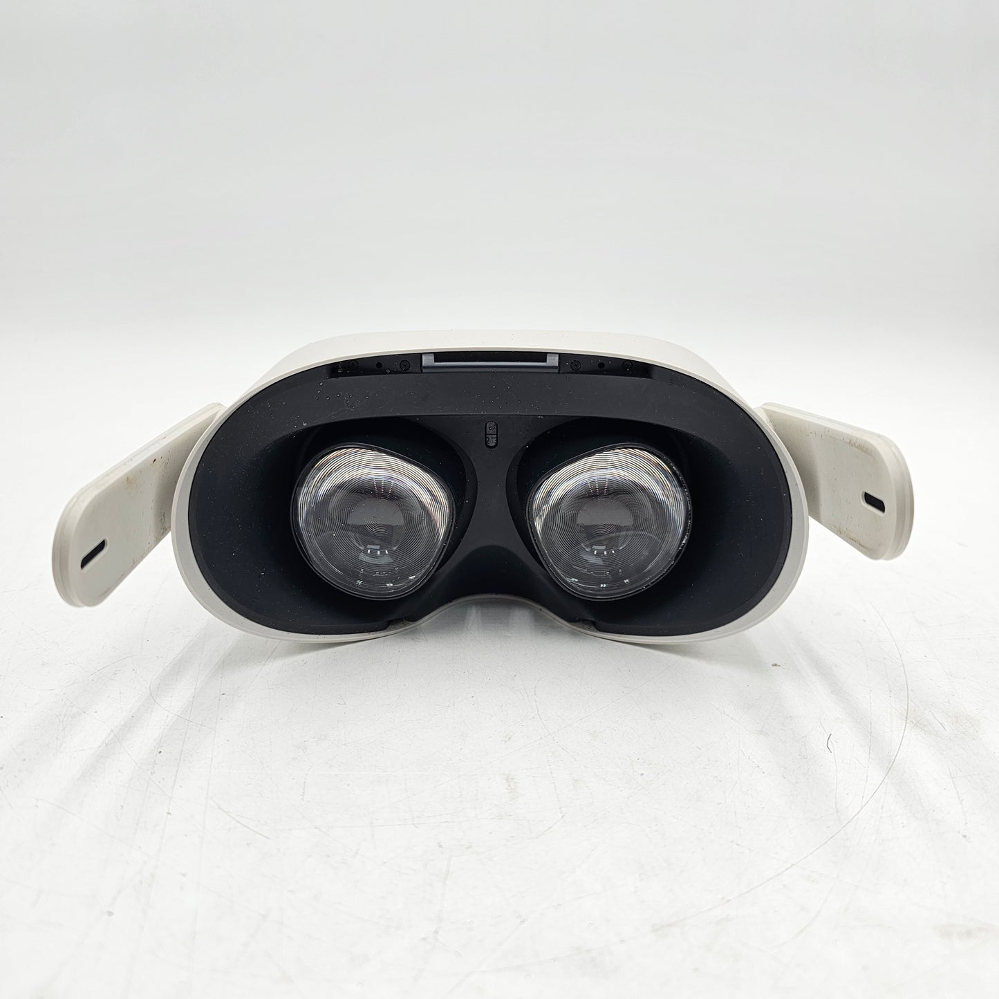 Meta Quest 2 128GB PC VR Headset KW49CM