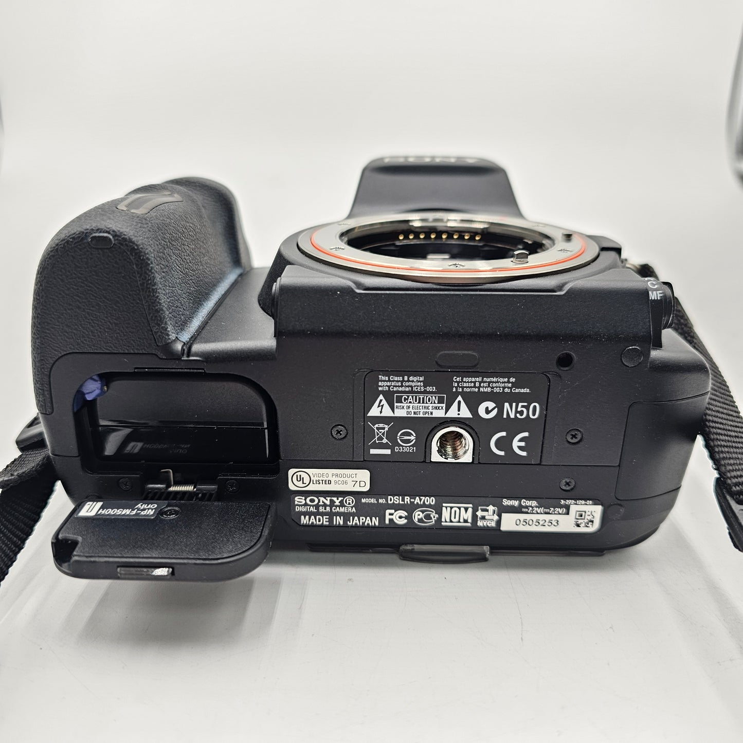Sony A700 12.2MP Digital SLR DSLR Camera