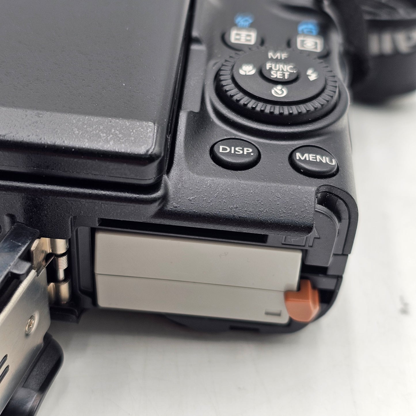 Canon POWERSHOT G11 10.1MP Compact Digital Camera