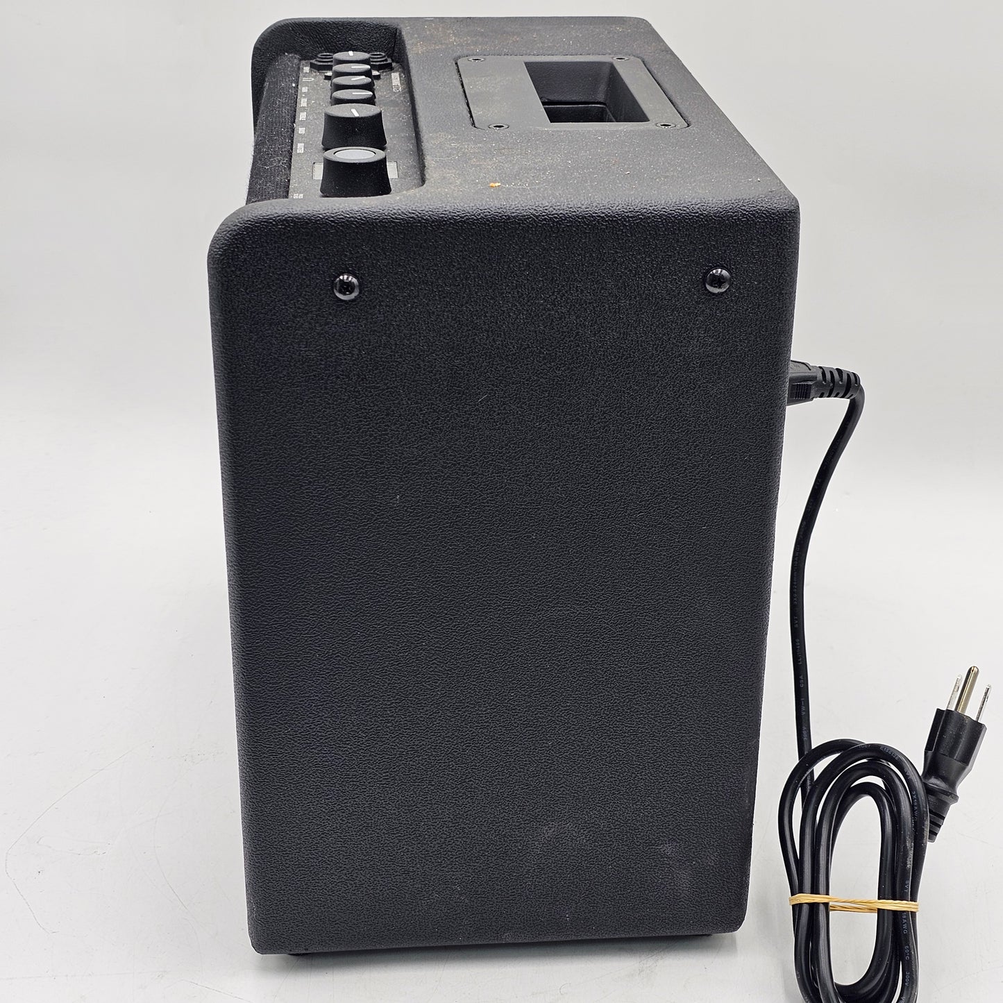 Fender Mustang LT25 25W 120V 1 Channel Sound Amplifier AMPG1US1BLK