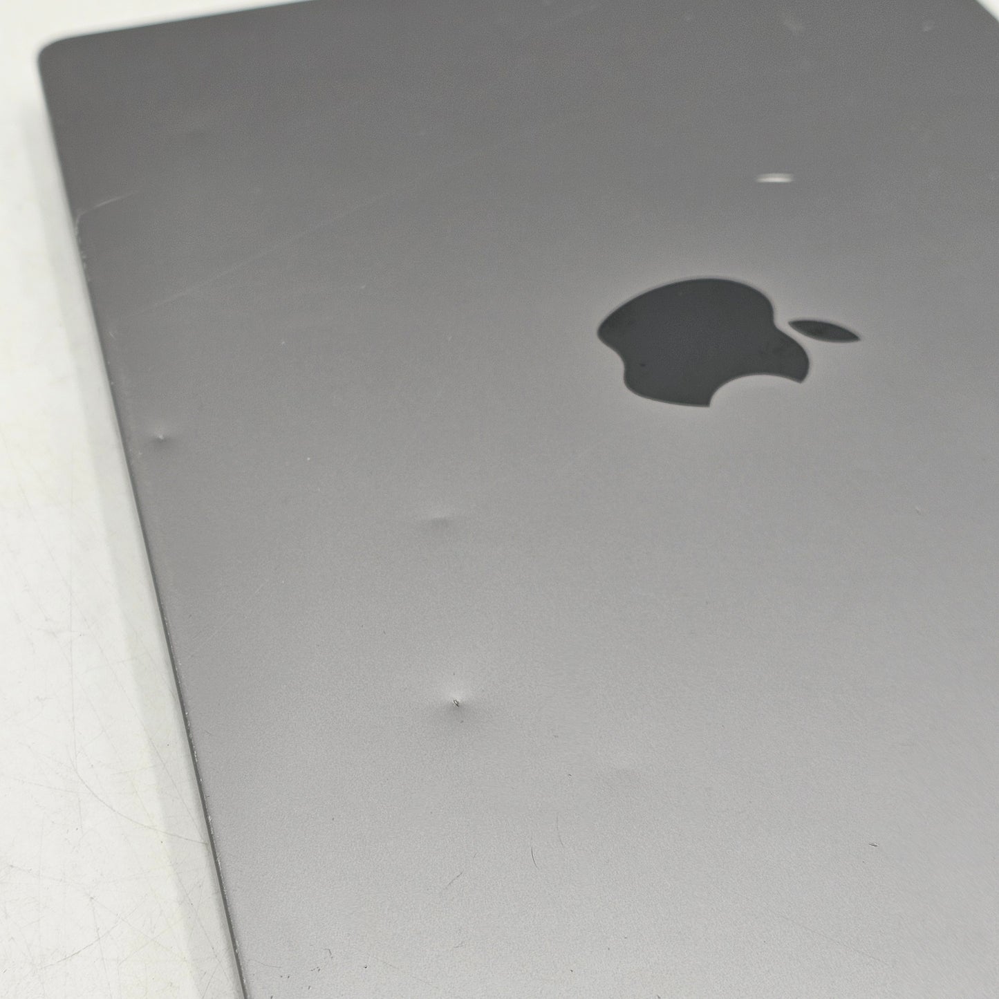 2021 Apple MacBook Pro 14" M1 Pro 14C GPU 3.2GHz 16GB RAM 512GB SSD A2442