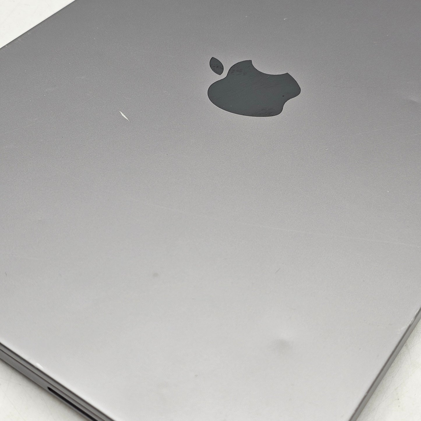 2021 Apple MacBook Pro 14" M1 Pro 14C GPU 3.2GHz 16GB RAM 512GB SSD A2442