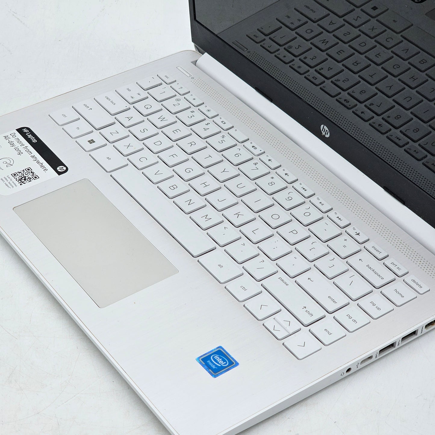 HP Stream 14-DQ0052DX 14" Celeron N4120 1.1GHz 4GB RAM 64GB