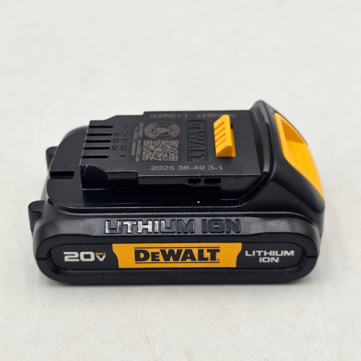New DeWalt DCF885 20V MAX 1/4" Cordless Impact Driver