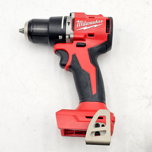 Milwaukee 3602-20 M18 18V 1/2" (13mm) Hammer Drill/Driver with 3651-20