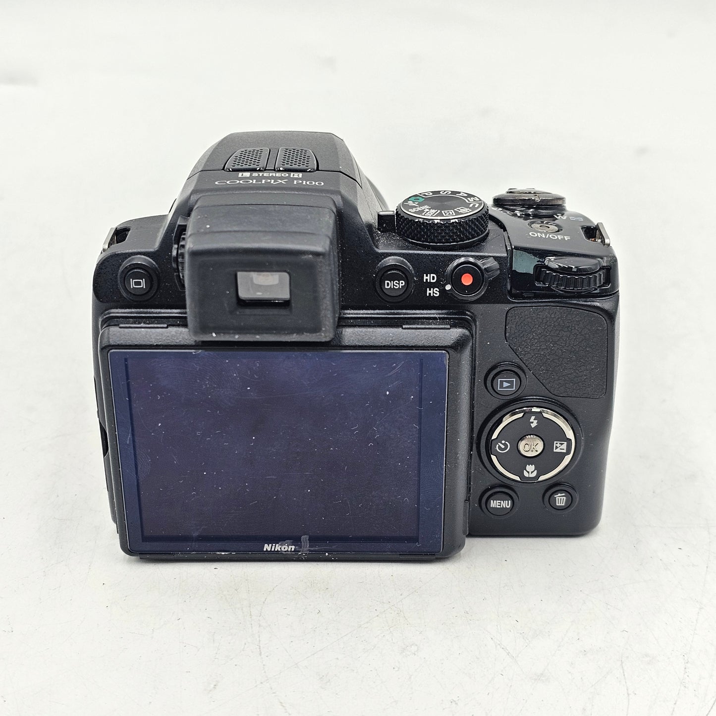 Nikon COOLPIX P100 10.0MP Digital SLR DSLR Camera